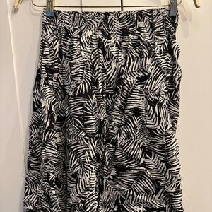 Black & White fern skirt